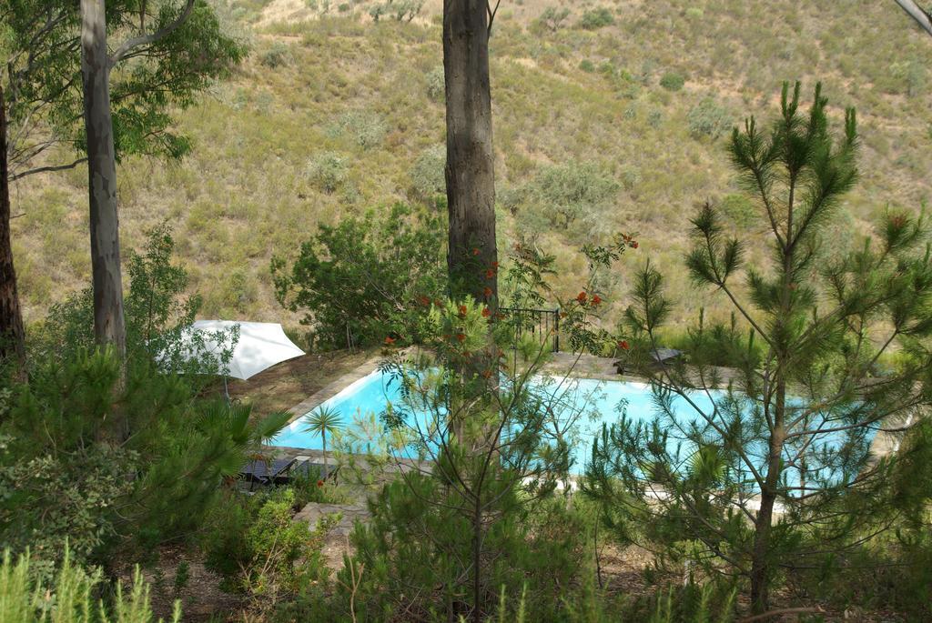 Gasthaus Herdade De Vale Covo - Agroturismo Mértola Exterior foto