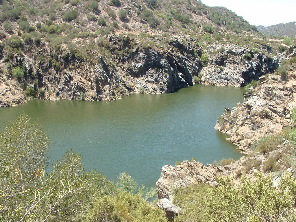 Gasthaus Herdade De Vale Covo - Agroturismo Mértola Exterior foto